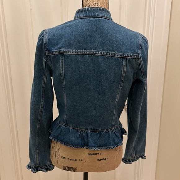GAP Jean Jacket with Stand Up Collar and Ruffle Detailing Small - Picture 3 of 9
